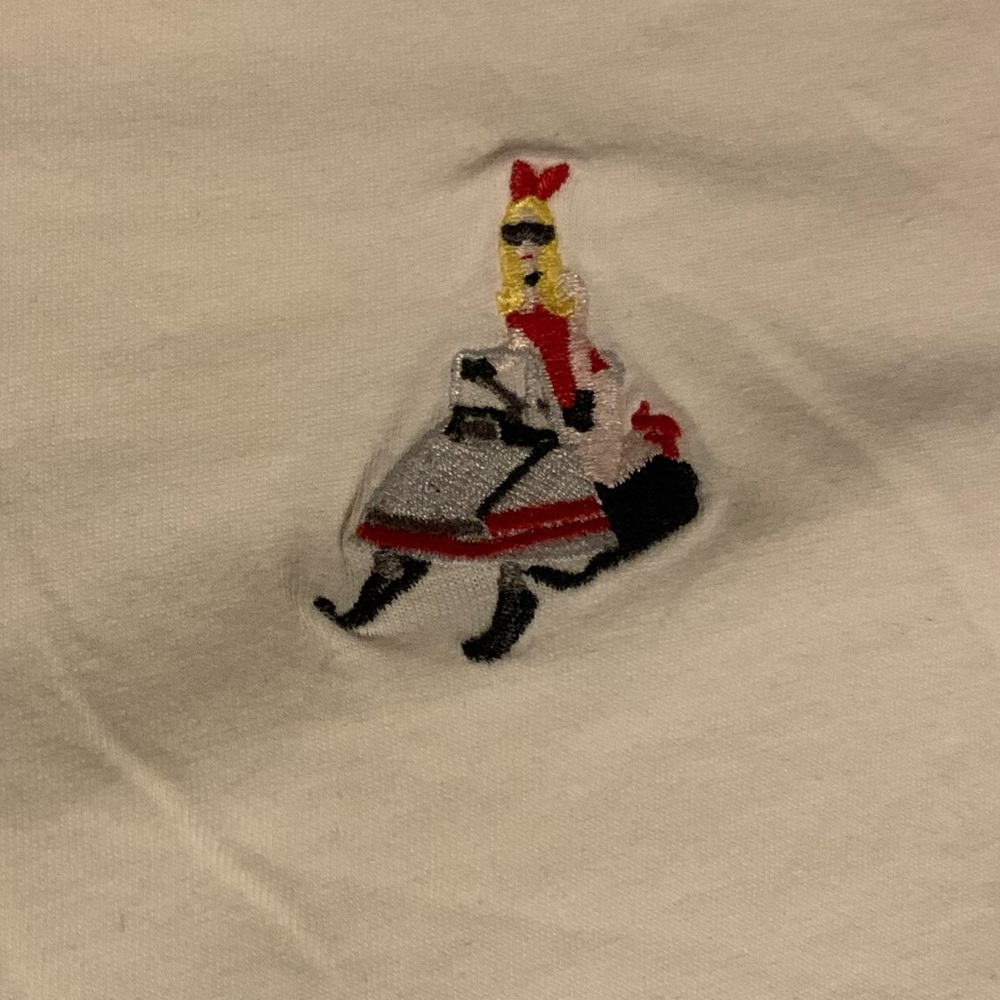 Designer embroidered white tee Maison Labiche Paris Medium snow bunny rare tee - Picture 2 of 7